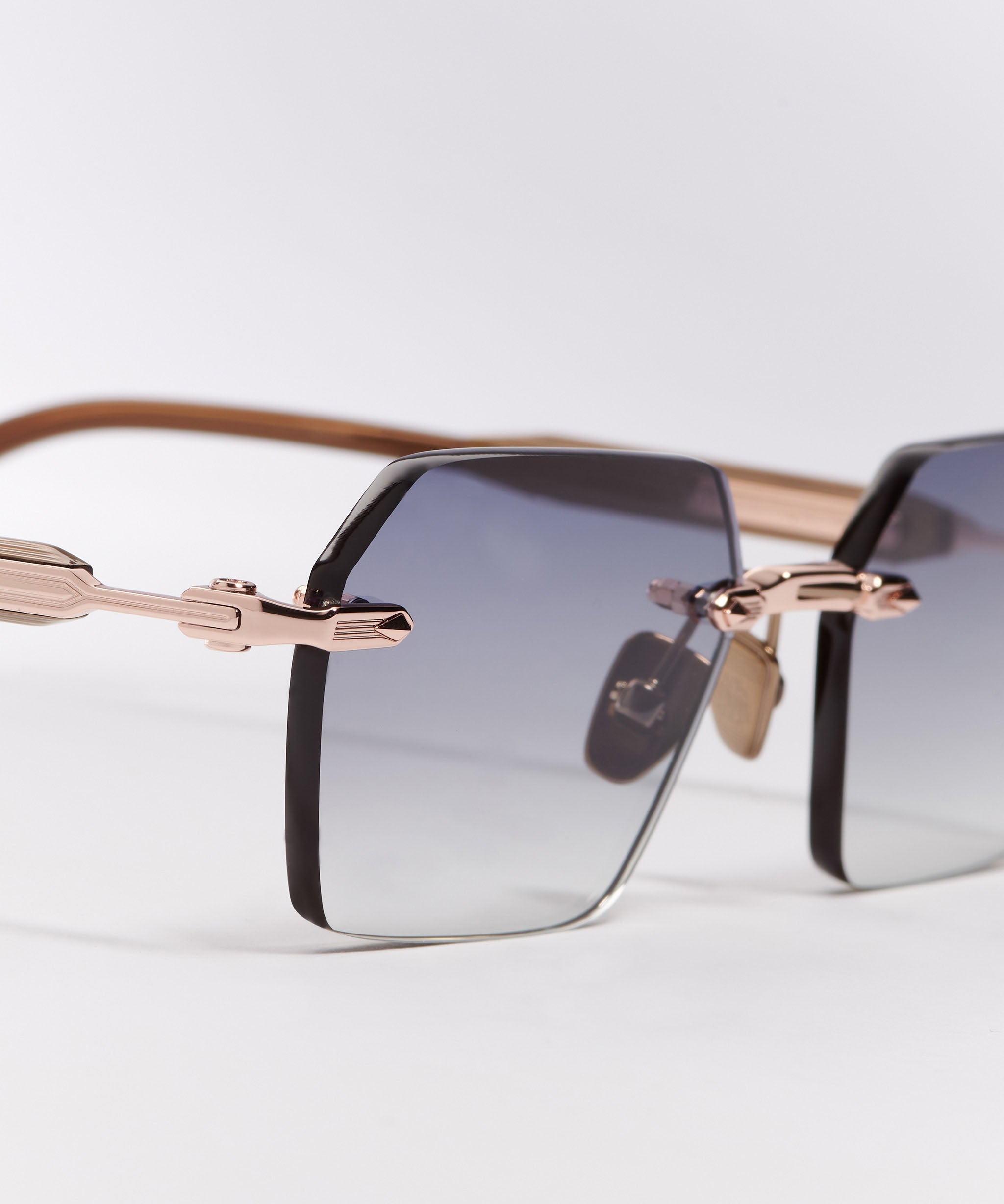 John Dalia R03 C476 Platinum Plated Rimless Sharp Rectangle Grey Gradient Lens Sunglasses